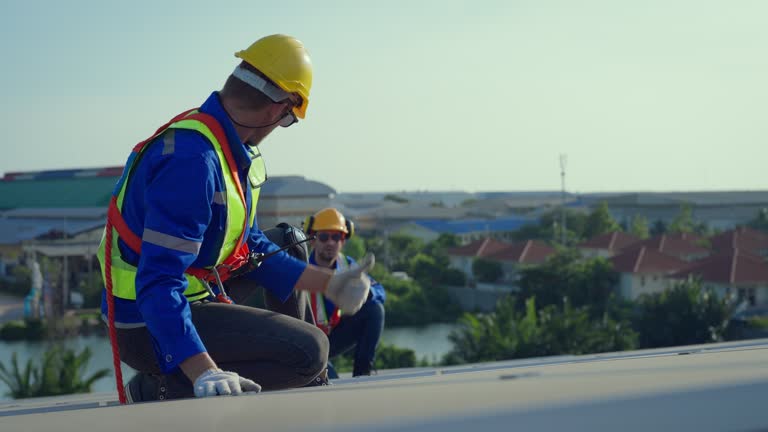 Best Roof Ventilation Installation  in Mill City, OR